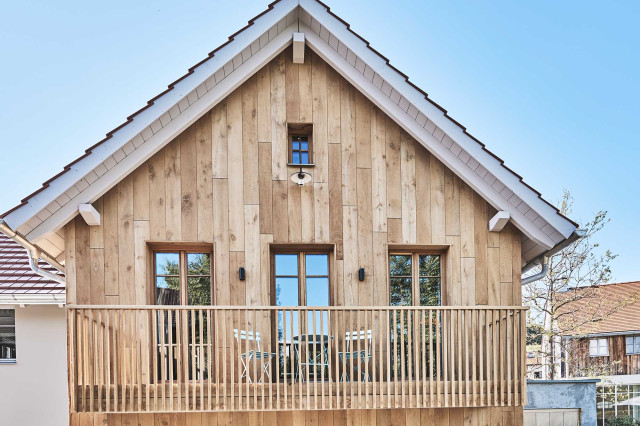 Boutique Apartment Bergfreuden - Ferienhaus mit moderner Holzfassade und Balkon aus Eichenholz, sowie Sprossenfenster aus Eukalyptusholz (Photo 18)
